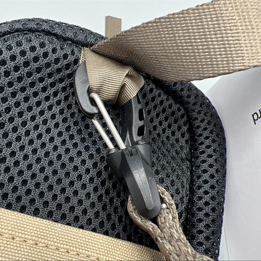 Jordan Utility Lanyard, Unisex Crossbody Bag W/ Zip Pocket & Adjustable Straps - Picture 7 of 10